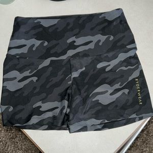 Ryderwear scrunch bottom camo shorts